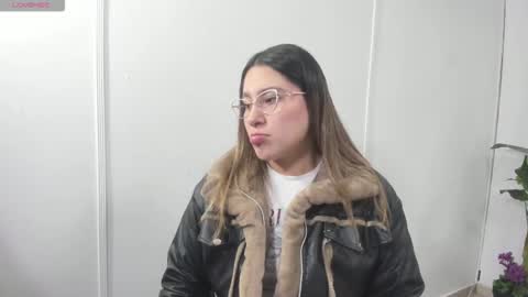 saaya_tay online show from 10.01.25