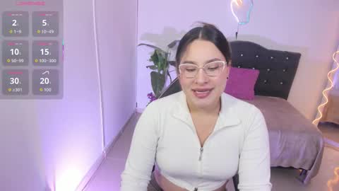 saaya_tay online show from 10.03.25