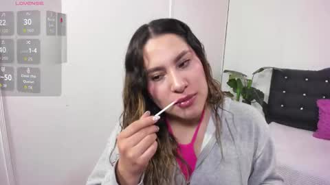 saaya_tay online show from 10.10.25