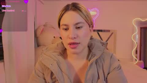 saaya_tay online show from 02.04.26