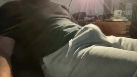 Snapshot of saba85 chatting on 10.26.25 saba online show from 10.26.25