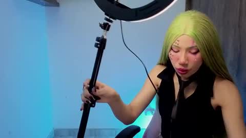 Snapshot of sabaha_ chatting on 10.27.25 S A B A H A online show from 10.27.25
