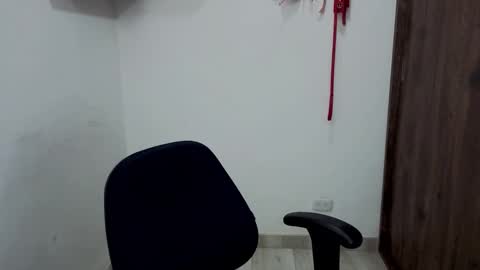 Snapshot of sabaha_ chatting on 11.29.25 S A B A H A online show from 11.29.25