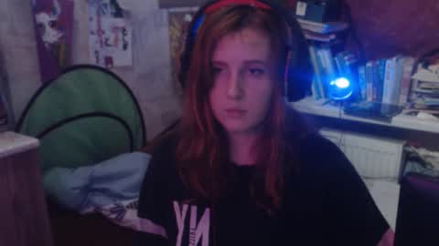 Snapshot of sabochka888 chatting on 12.22.25 sabochka888 online show from 12.22.25