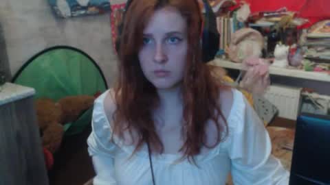Snapshot of sabochka888 chatting on 04.22.26 sabochka888 online show from 04.22.26