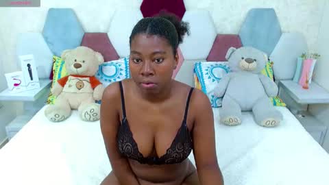 sabriana_smith1 online show from 04.26.26