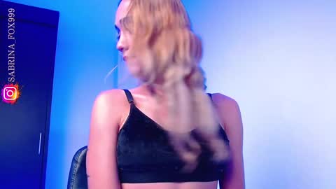 Snapshot of sabriina_fox999 chatting on 02.15.25 sabrina fox online show from 02.15.25