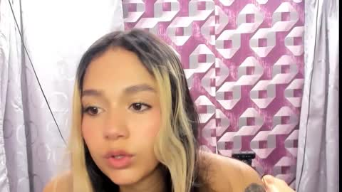 Snapshot of sabrina_adams01 chatting on 02.23.25 Sabrina Adams online show from 02.23.25