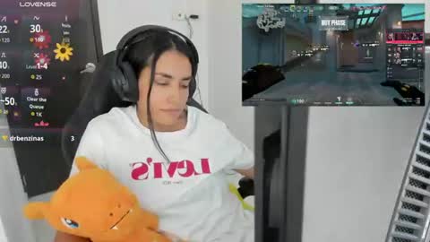 Snapshot of sabrina_chester_02 chatting on 06.16.26 Angie online show from 06.16.26
