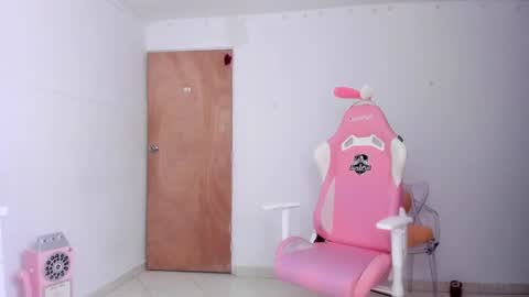 sabrina_geek online show from 02.26.25