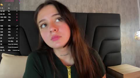 Snapshot of sabrina_lennox chatting on 02.13.25 Sabrina Maria online show from 02.13.25