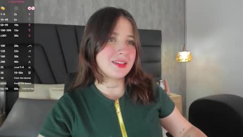 Snapshot of sabrina_lennox chatting on 03.10.25 Sabrina Maria online show from 03.10.25