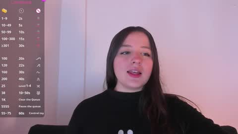 Snapshot of sabrina_lennox chatting on 10.11.25 Sabrina Maria online show from 10.11.25