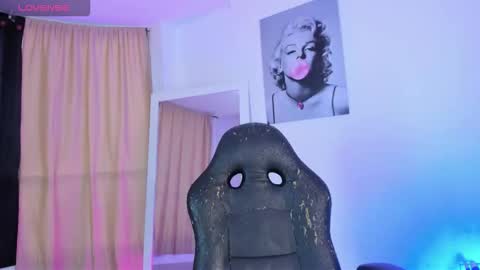 sabrina_lopez1 online show from 10.31.25