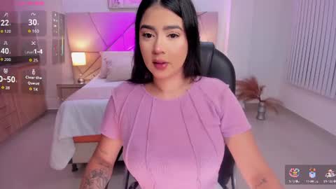 Snapshot of sabrina_nova chatting on 07.22.26 Sabrina online show from 07.22.26