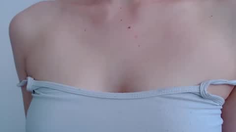 Snapshot of sabrinaexpositoxx chatting on 09.08.25 SABRI online show from 09.08.25