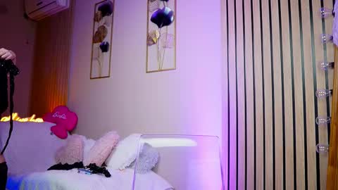 SabrinaJade online show from 11.11.25