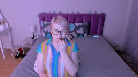 Sabrina MacMarren online show from 02.13.26