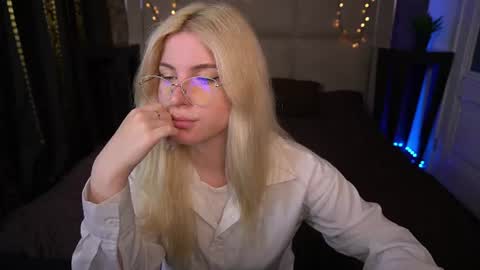 Sabrina online show from 06.17.26