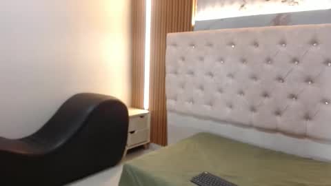 sabrinaroosa202cl online show from 10.25.25