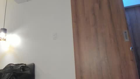 S A B R I N A  online show from 02.08.26