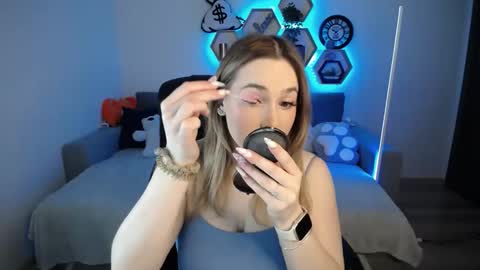 Sabrina Violet online show from 01.29.25