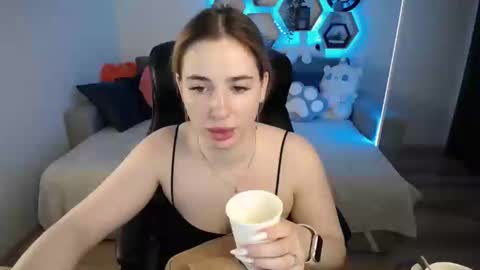 Sabrina Violet online show from 02.15.25