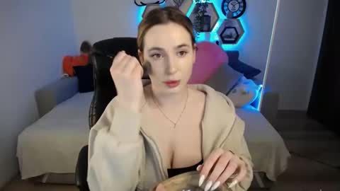Sabrina Violet online show from 02.19.25