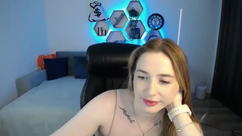 Sabrina Violet online show from 03.08.25