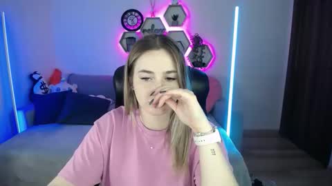 Sabrina Violet online show from 09.24.25