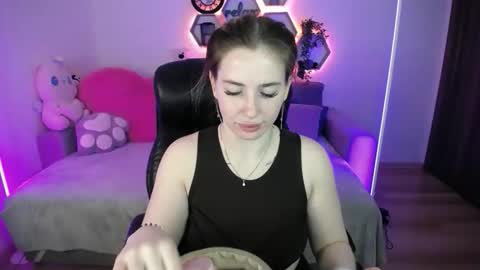 Sabrina Violet online show from 04.06.26