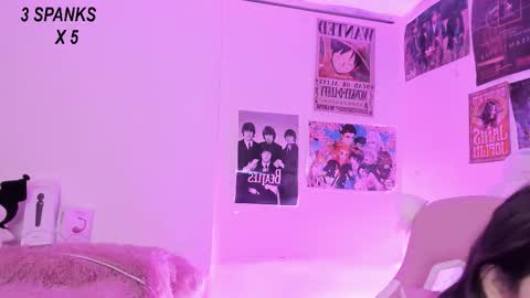 Ig  online show from 12.04.25