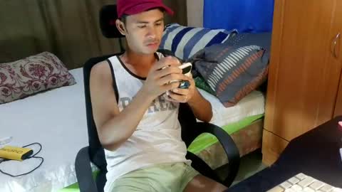 Snapshot of sachu01 chatting on 05.10.26 Sachu01 online show from 05.10.26