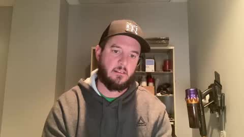 Snapshot of sacredroses chatting on 11.20.25 sacredroses online show from 11.20.25