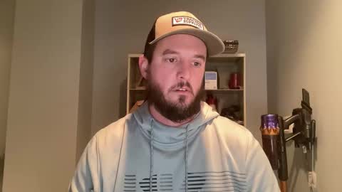 Snapshot of sacredroses chatting on 11.26.25 sacredroses online show from 11.26.25