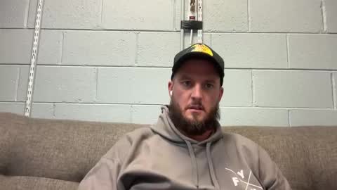 Snapshot of sacredroses chatting on 12.02.25 sacredroses online show from 12.02.25