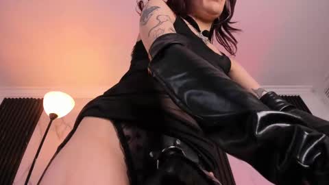 SADIE online show from 02.15.25