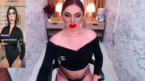 Snapshot of sadistictmistress_verra chatting on 07.13.26 Verra Monroe online show from 07.13.26