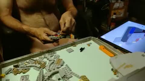 Snapshot of safety_fist chatting on 12.18.25 safety_fist online show from 12.18.25