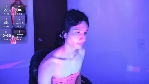 Safiro Queen online show from 02.22.25