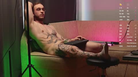 Adam online show from 03.11.25