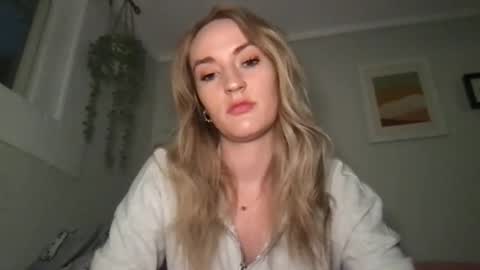 Jessica Sage online show from 12.21.24