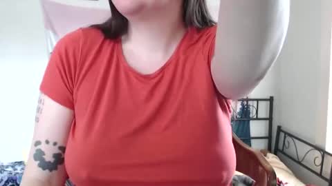 saggiemaggie online show from 12.15.25