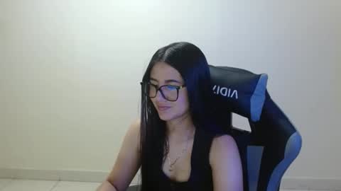 Sahaliefox  online show from 02.22.26