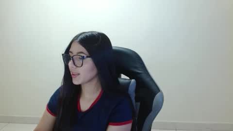 Sahaliefox  online show from 04.24.26