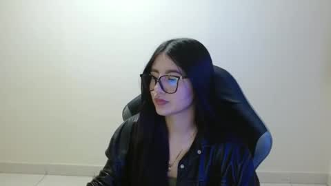 Sahaliefox  online show from 05.06.26