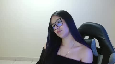 Sahaliefox  online show from 05.07.26