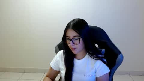 Sahaliefox  online show from 05.26.26