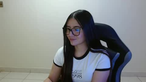 Sahaliefox  online show from 06.22.26