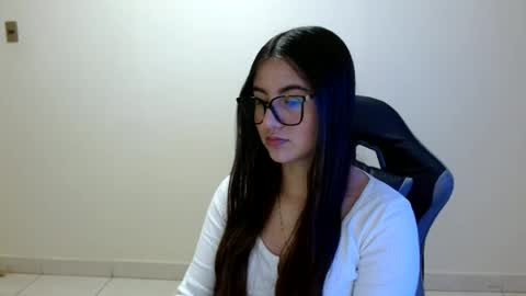 Sahaliefox  online show from 06.24.26